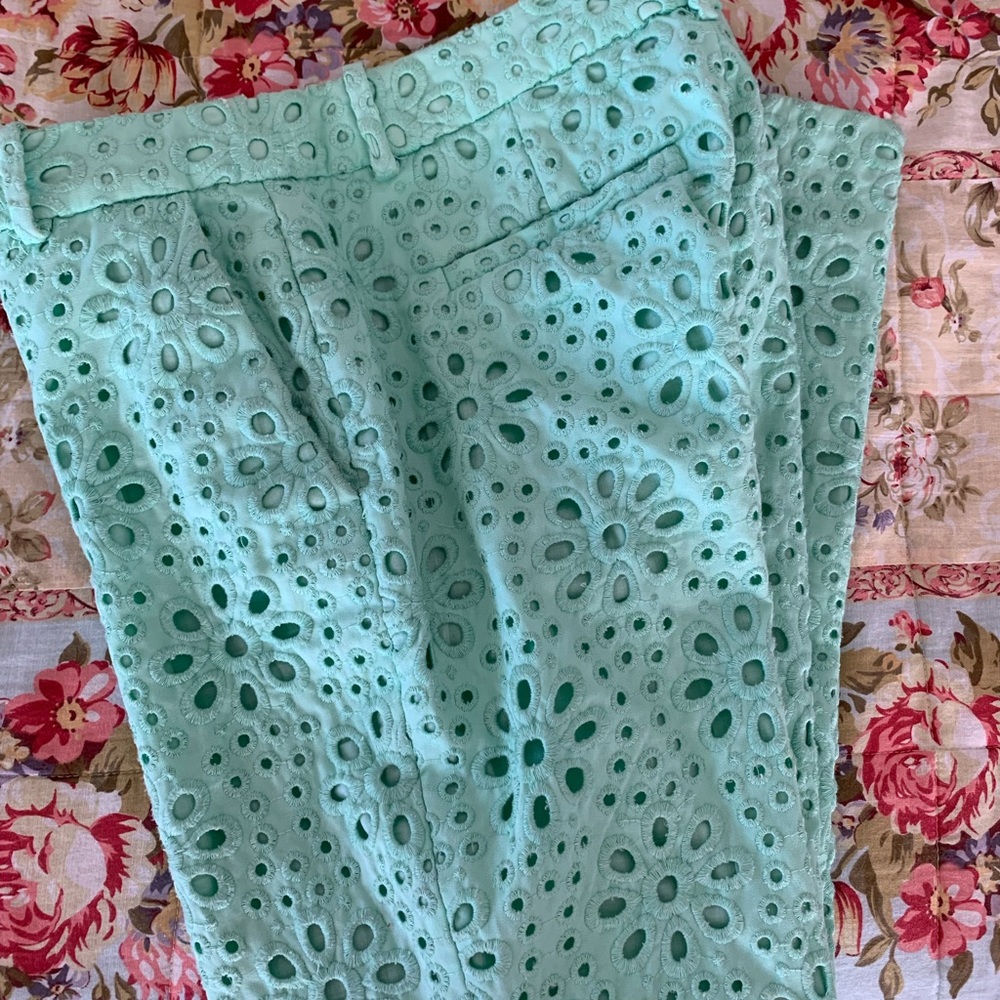 JCrew green lace capris size 0